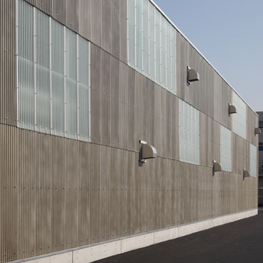 外観東面ディテール"