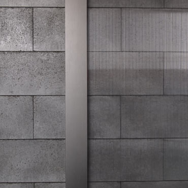 黒湯-ひまわり（太陽光集光装置）